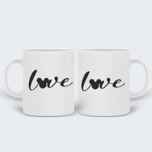 Комплект две бели чаши Love